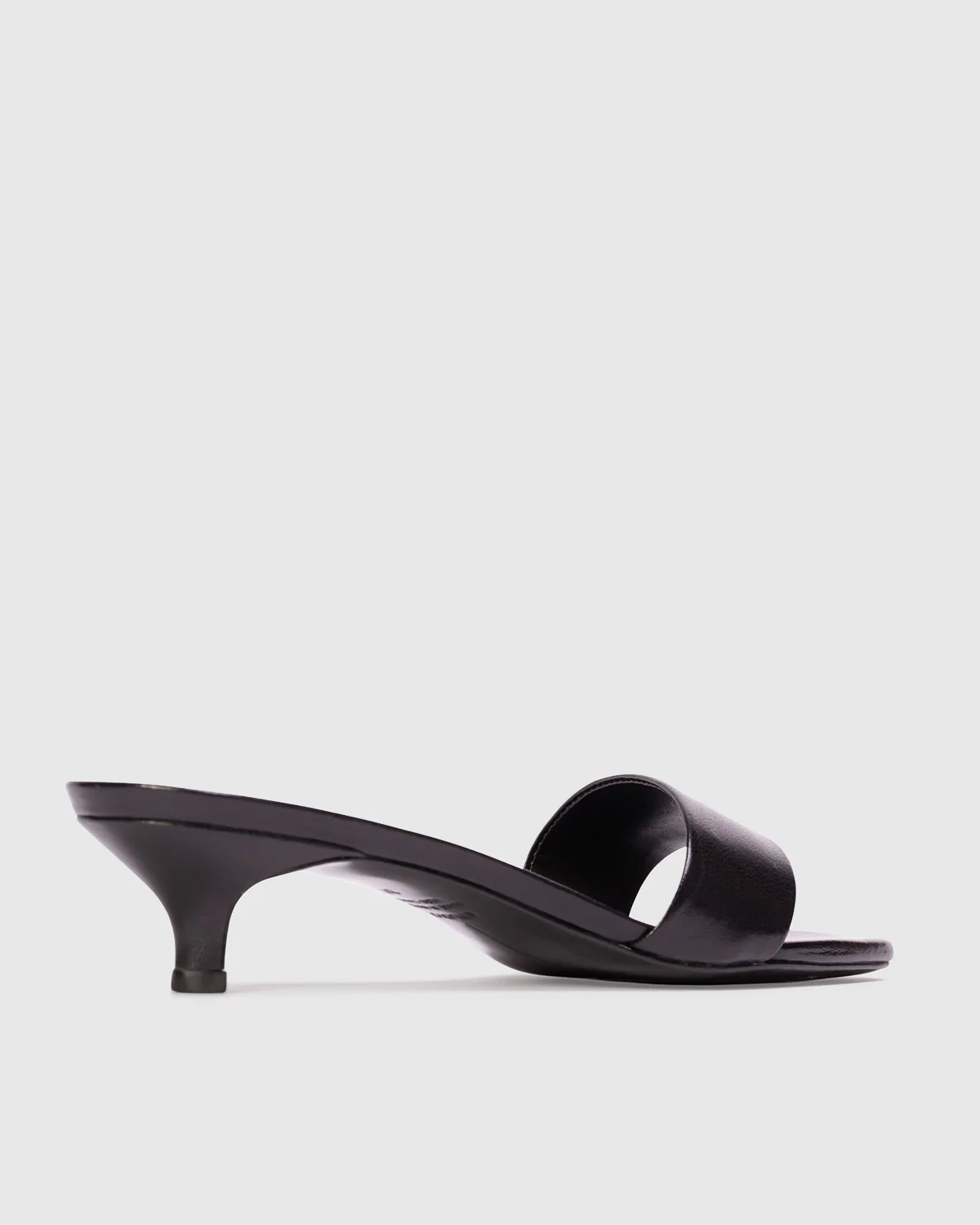 Avery 35 Mule - Image 6
