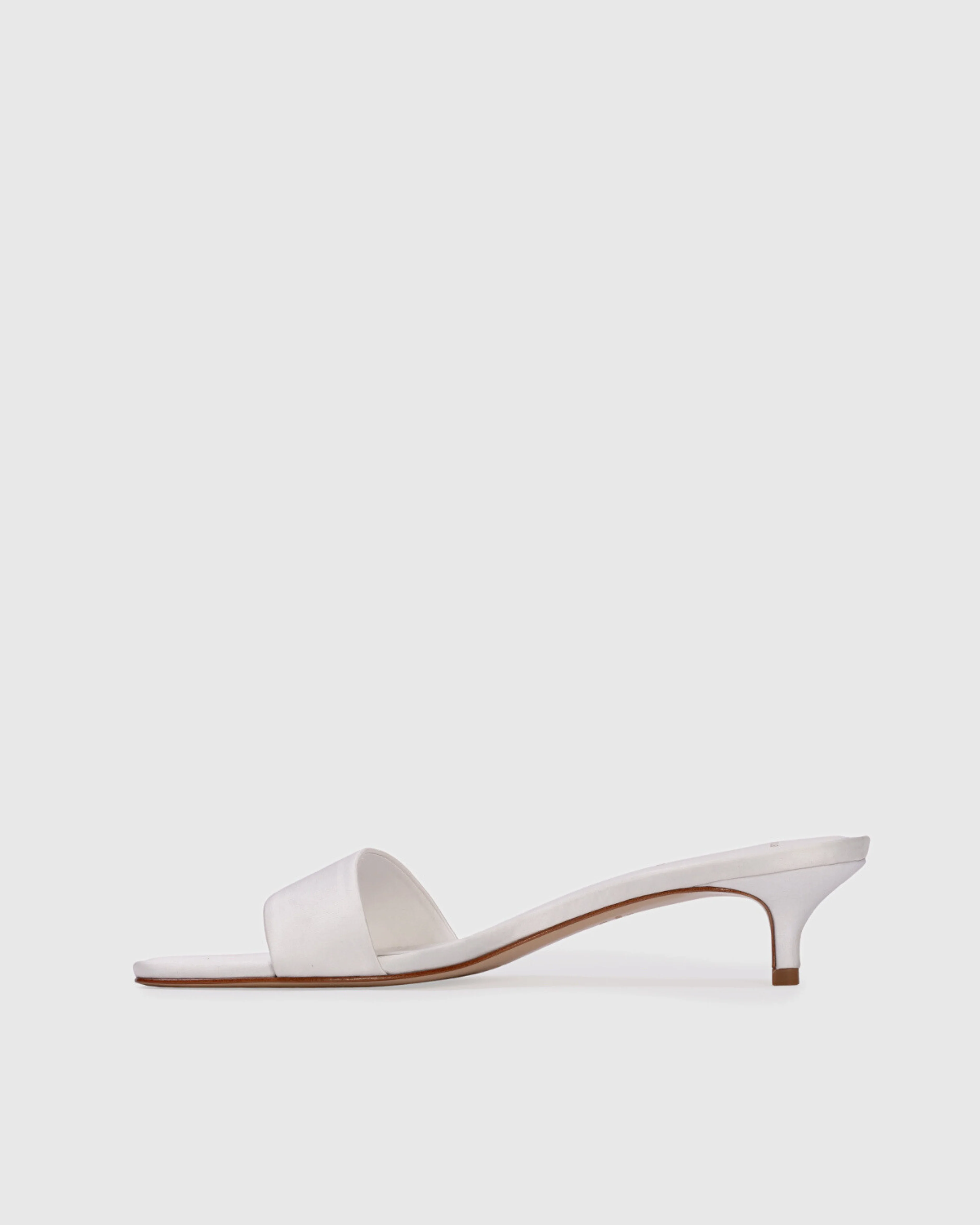 Avery 35 Mule - Image 5