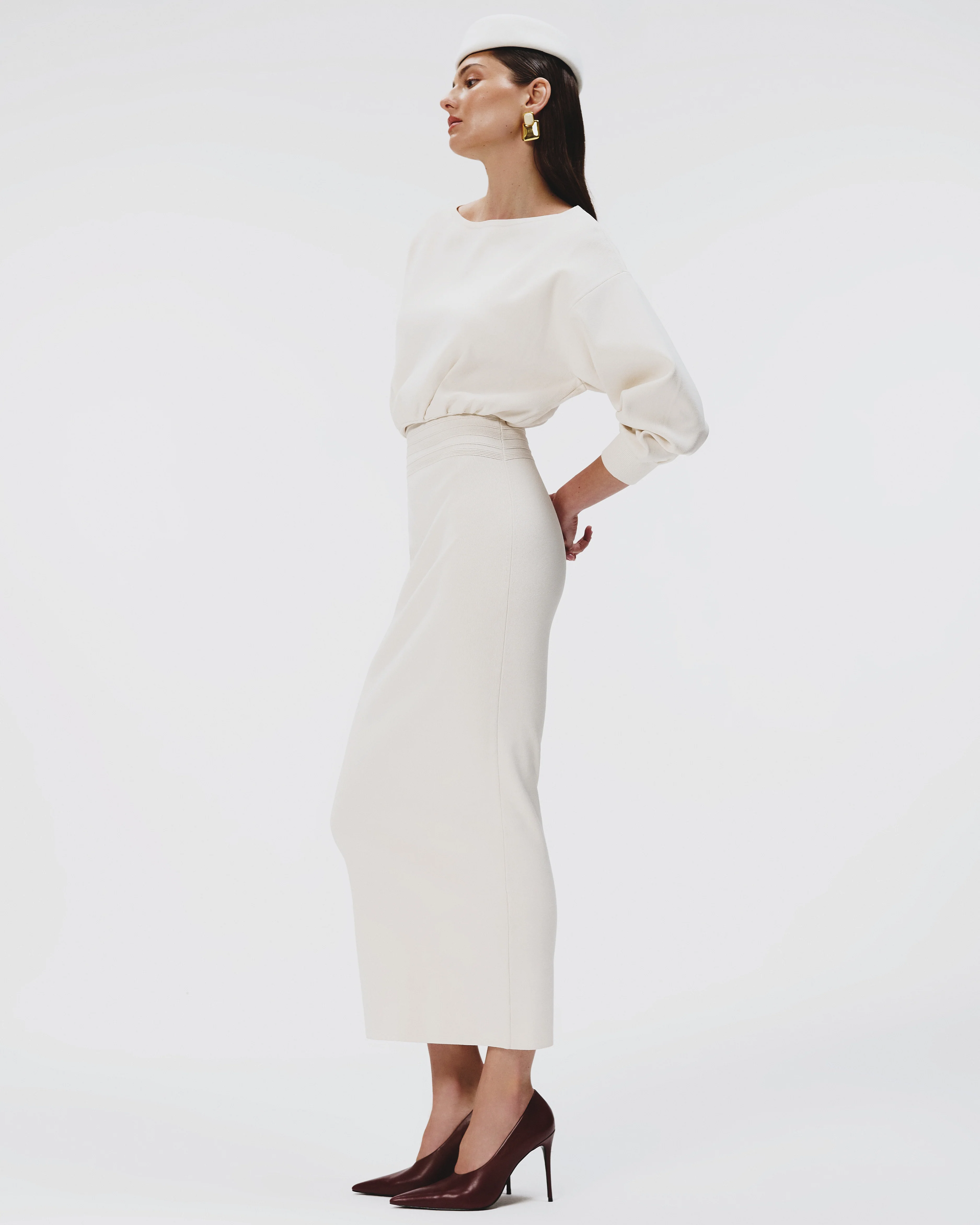 Jona 100 Pump - Image 8